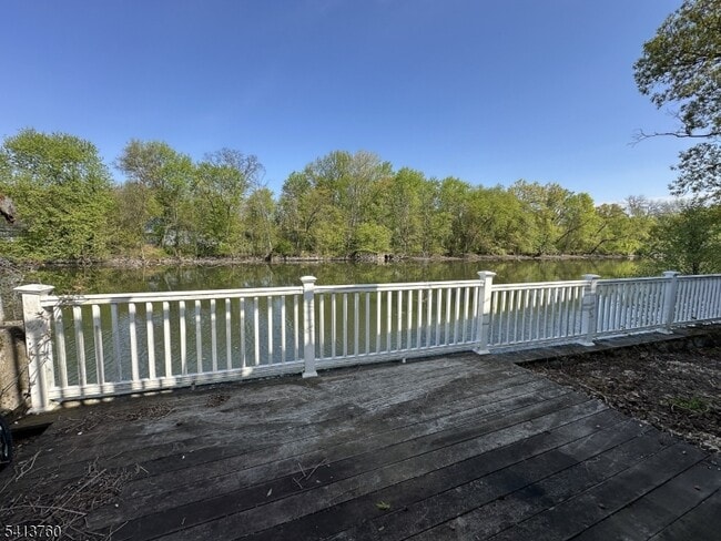 Building Photo - 214 Woodcliff Ave