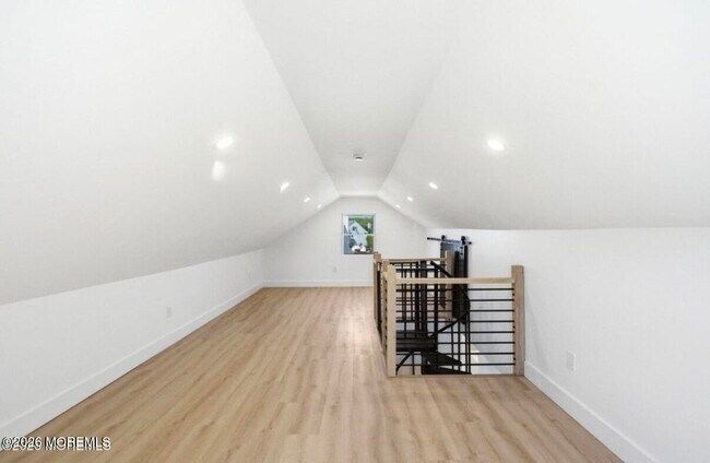 Building Photo - 194 Fort Plains Rd