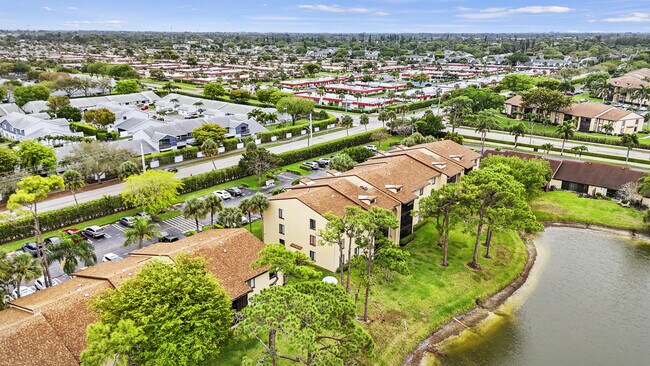 Building Photo - 629 Sea Pine Way