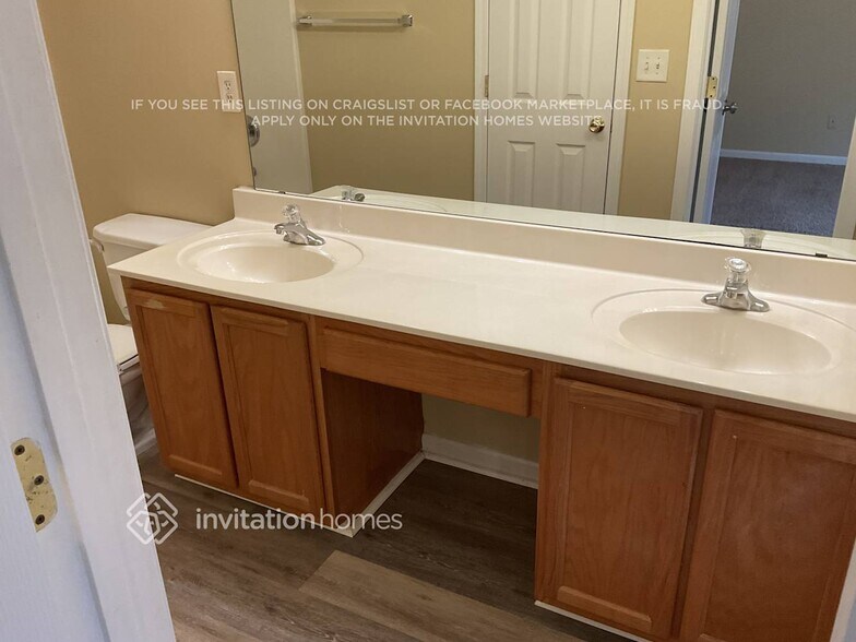 Building Photo - 8218 Rudolph Rd