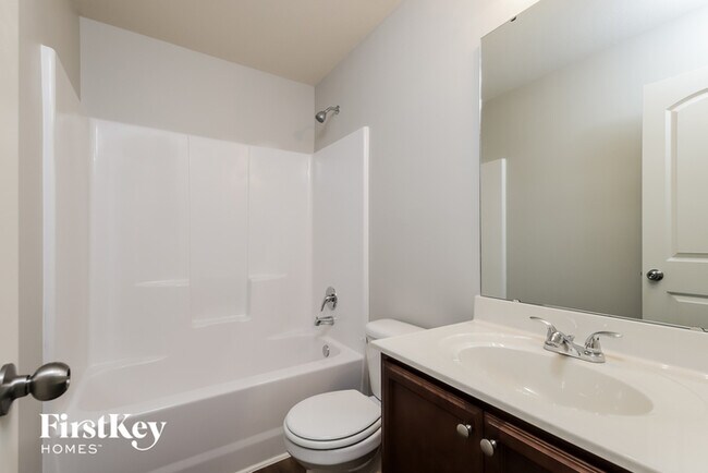 Building Photo - 179 Bedrock Ct