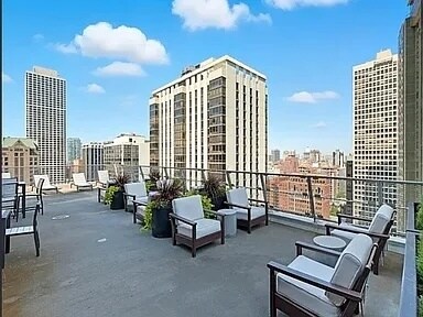 Building Photo - 1000 N Lake Shore Dr