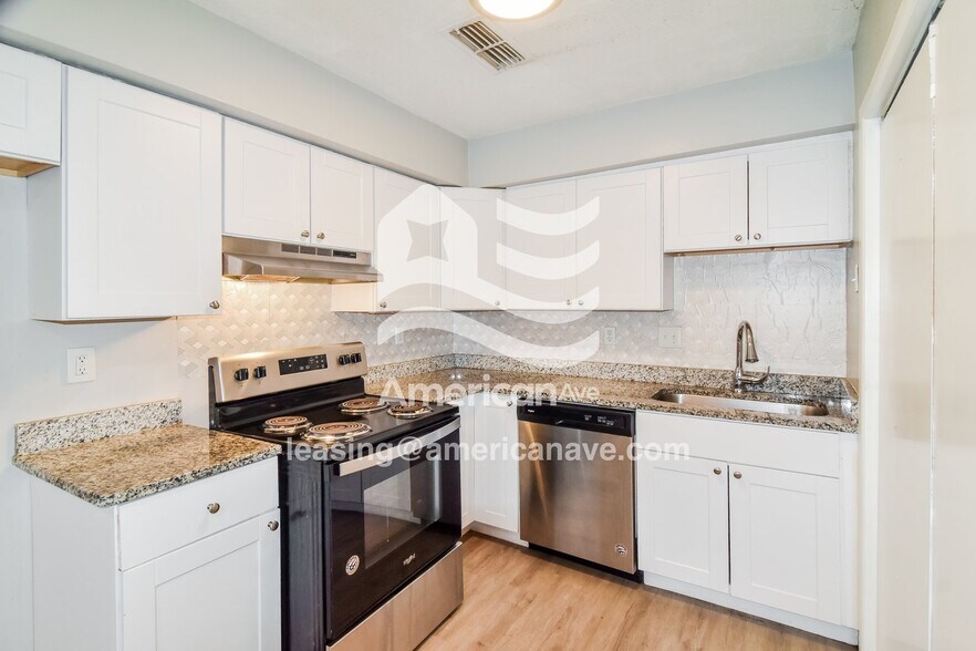 Building Photo - 4509 Hurlston Dr
