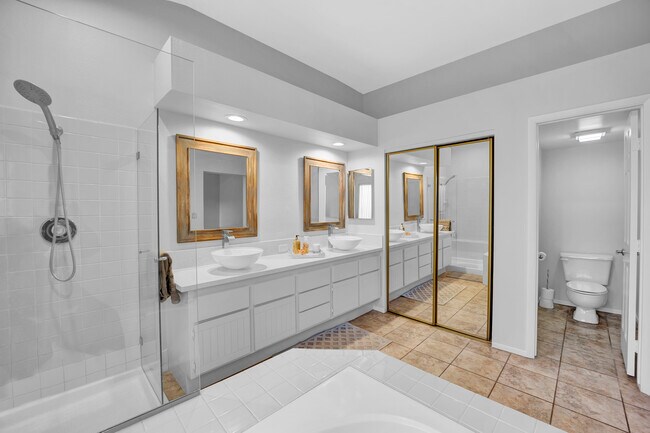 Building Photo - 2533 Seascape Dr