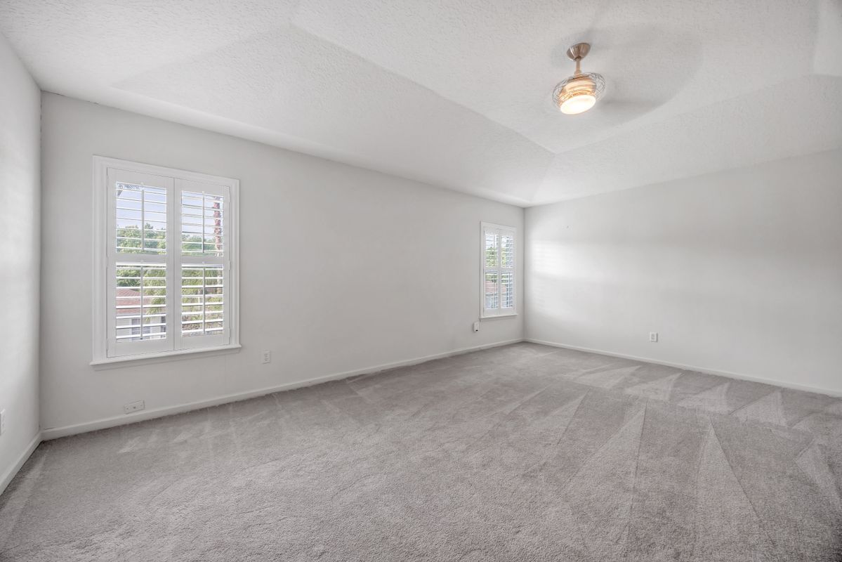 Building Photo - 1457 Heather Ct