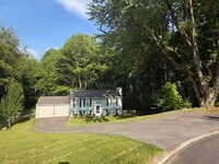 Building Photo - 600 Morgan Dr E