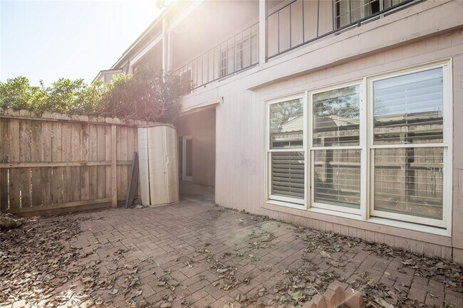 Building Photo - 12633 Memorial Dr