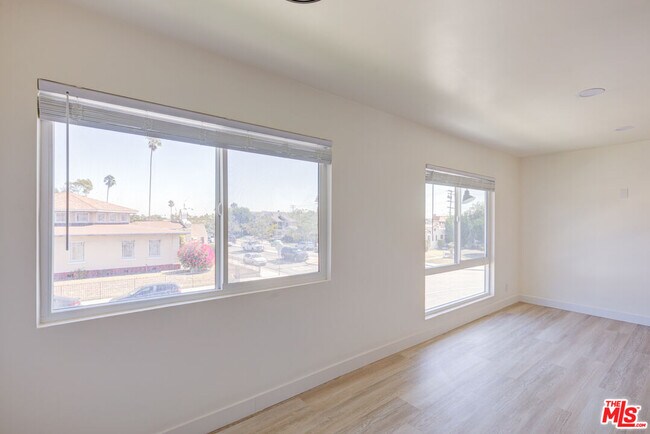 Building Photo - 1623 Arlington Ave