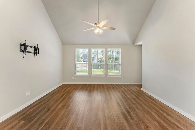 Building Photo - 421 Soapberry Tree Ct
