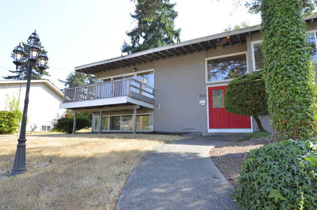 Primary Photo - Bright Split Entry Home with Modern Updates