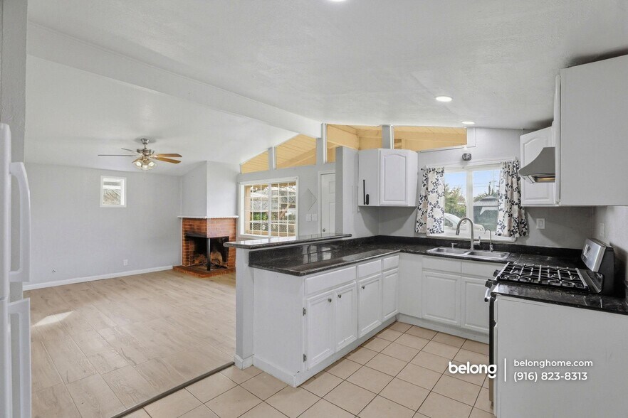 Building Photo - 5741 39th St