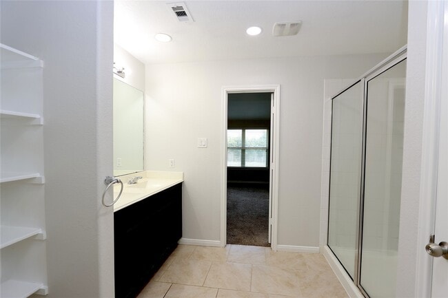 Building Photo - 17614 Glade Landing Ln