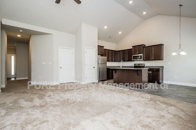 Building Photo - 155 Mandy Ln