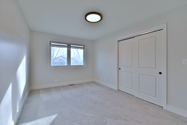 Building Photo - 263 Bobwhite Ln