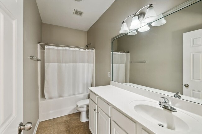 Building Photo - 524 Pennystone Dr