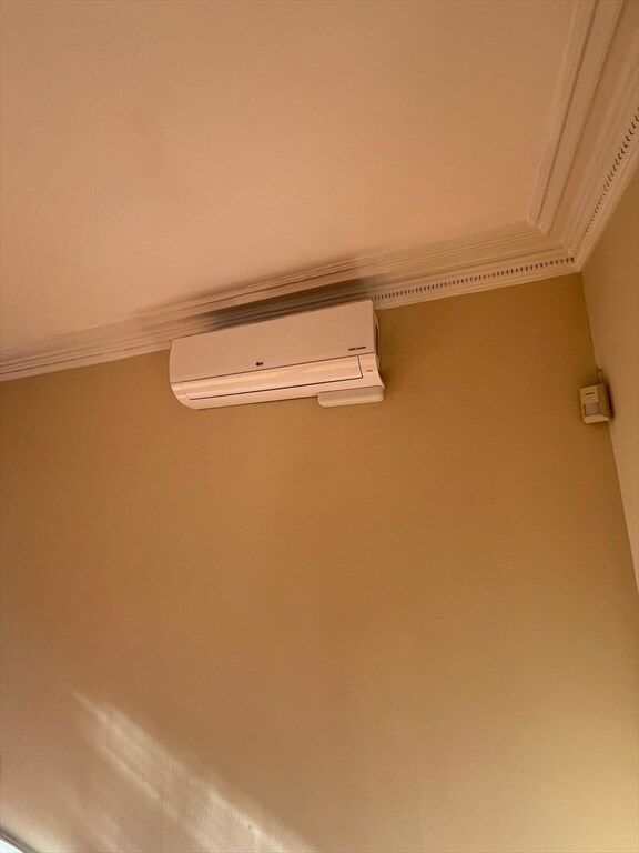 Building Photo - 11 Revere St