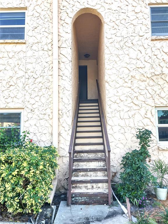 Building Photo - 206 Cedarwood Cir