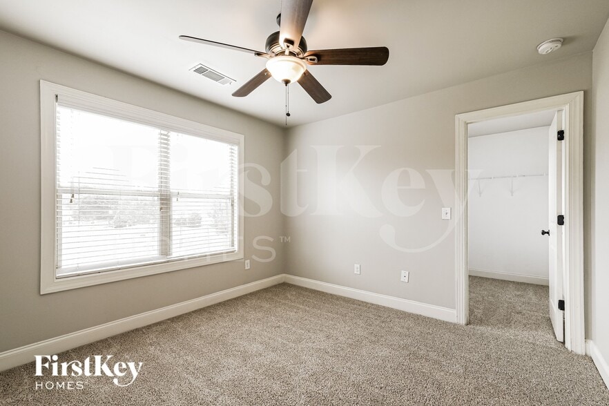 Building Photo - 115 Muscogee Dr