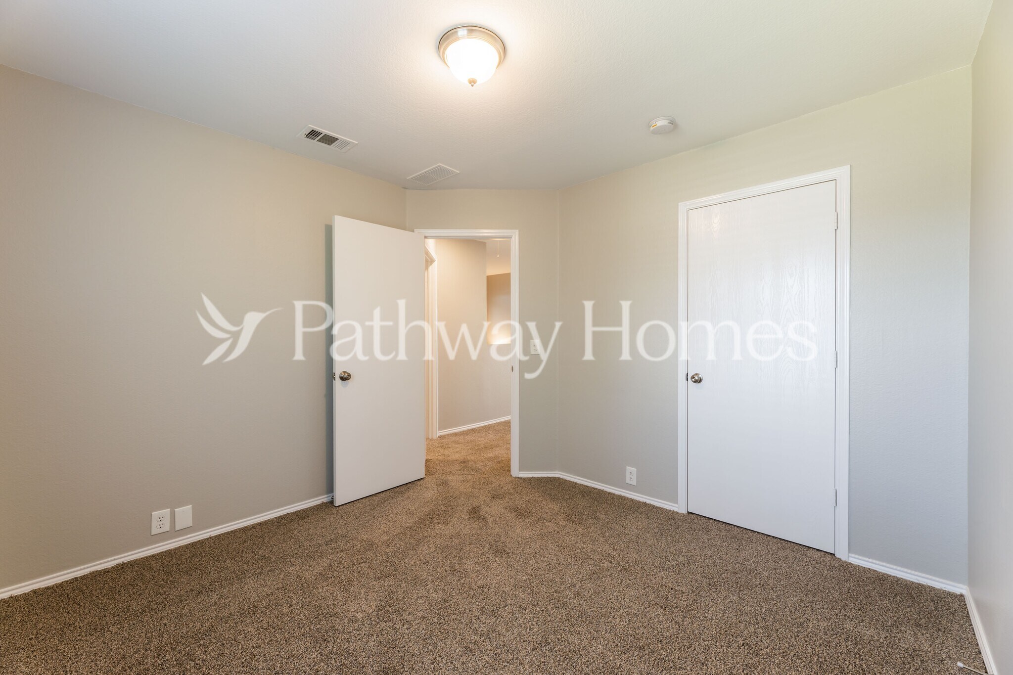 Building Photo - 800 Chickesaw Ln