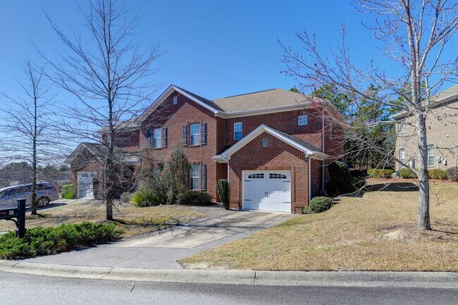 Building Photo - 3 Bedroom 2.5 bath low maintenance living for rent!