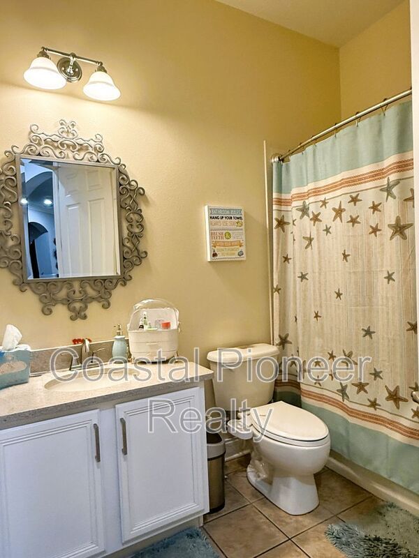 Building Photo - 14620 Chatsworth Manor Cir
