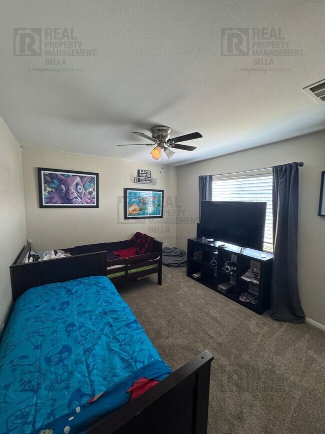 Building Photo - Resort-Style Living in Spencer’s Crossing ...