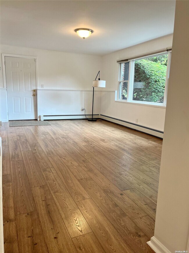 Building Photo - 772 Pulaski Rd