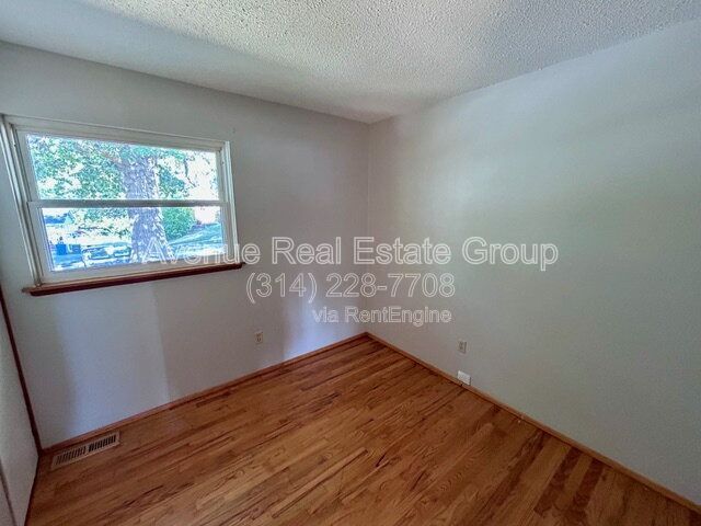 Building Photo - 5154 Ville Donna Ln