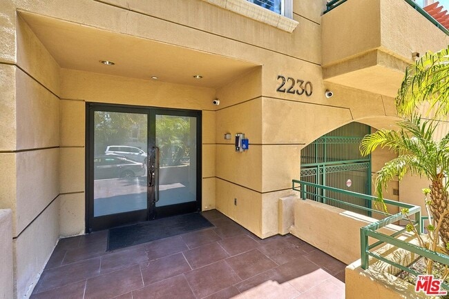 Building Photo - 2230 S Bentley Ave