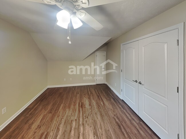 Building Photo - 426 Tulane Ct