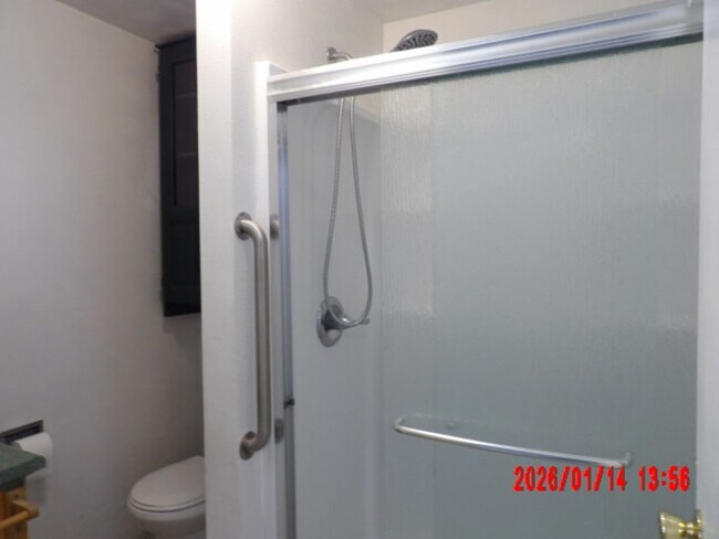 Building Photo - 1306 10th St