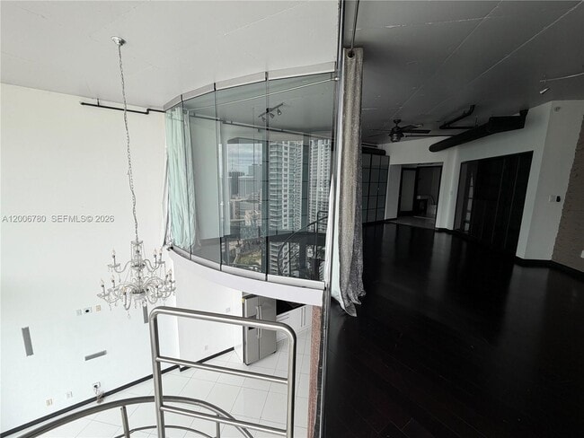 Building Photo - 690 SW 1st Ct