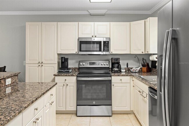 Building Photo - 4450 E Windmill Dr