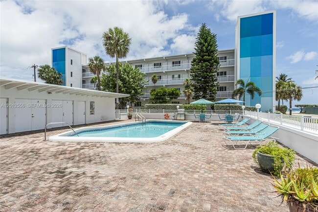 Building Photo - 1801 S Surf Rd
