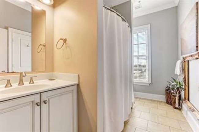 Building Photo - 425 East McDonough Street, Unit 310