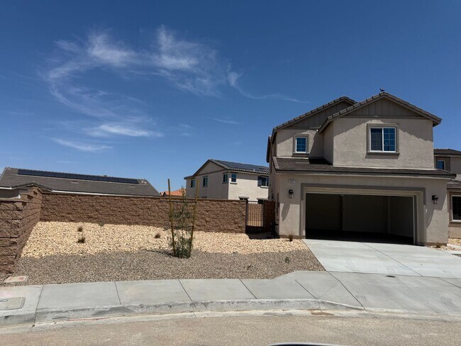Building Photo - Victorville- New Richmond Home, 3 bedrooms...