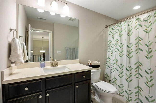 Building Photo - 2145 Coventry Dr