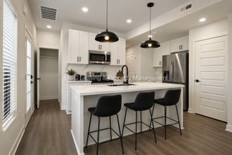 Building Photo - Oak Ridge Falls – Modern Living in Raymore