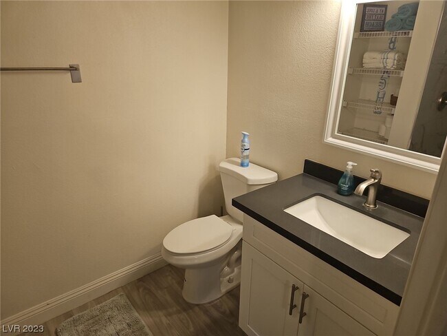 Building Photo - 2200 S Fort Apache Rd