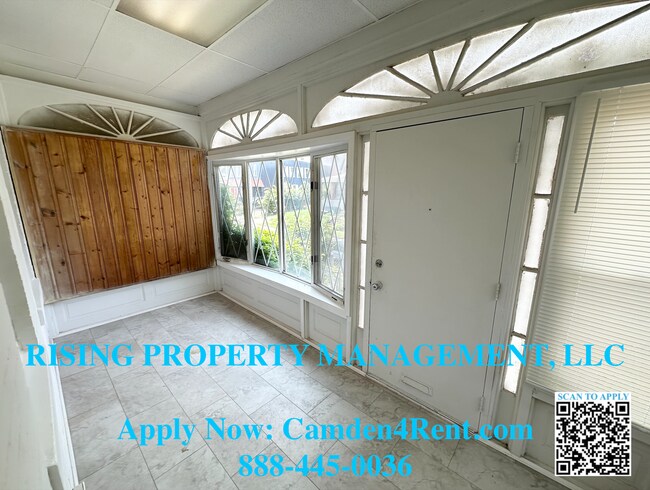 Building Photo - 1430 Kenwood Ave