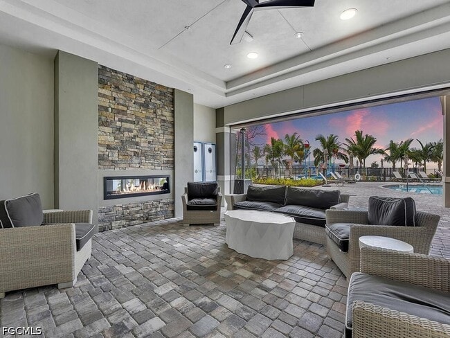 Building Photo - 10883 Timber Creek Dr