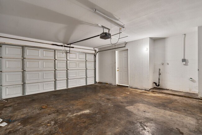 Building Photo - 2590 Cheryl Way