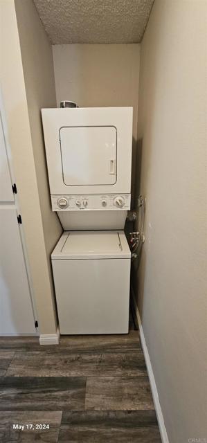 Building Photo - 465 4th Ave