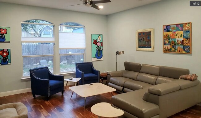 Primary Photo - 5922 Hart Fld