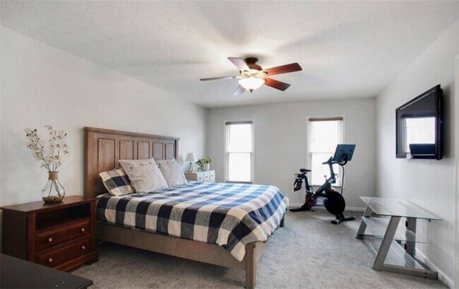 Building Photo - 1825 Hickory Creek Ct NW