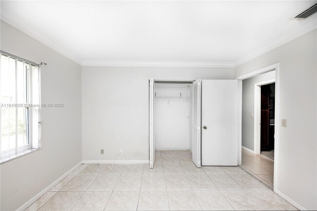 Building Photo - 2375 NW 123rd Ave