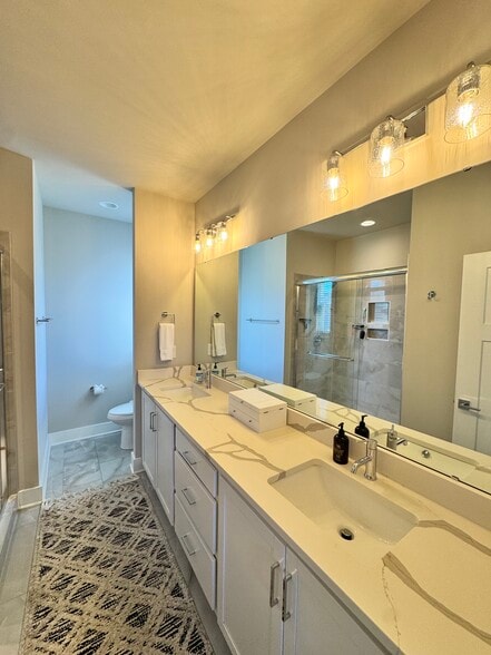 Building Photo - 4101 Bryant Terraces Dr