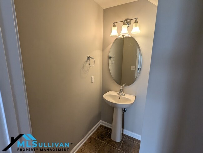 Building Photo - 8219 Saltwood Pl