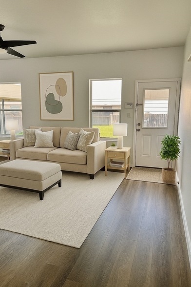 Building Photo - 29740 Sullivan Oaks Dr