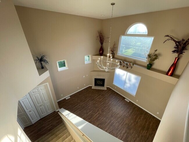 Building Photo - Forest Hills Condo 2 Bedroom  Clements Mill